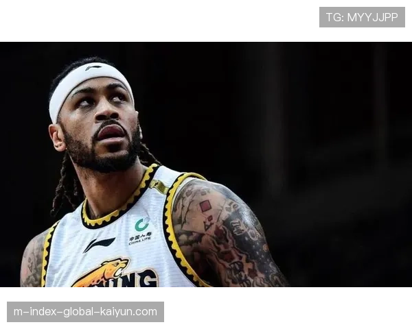 辽宁队阵容深度不足问题凸显 季后赛高强度对抗考验轮换阵容